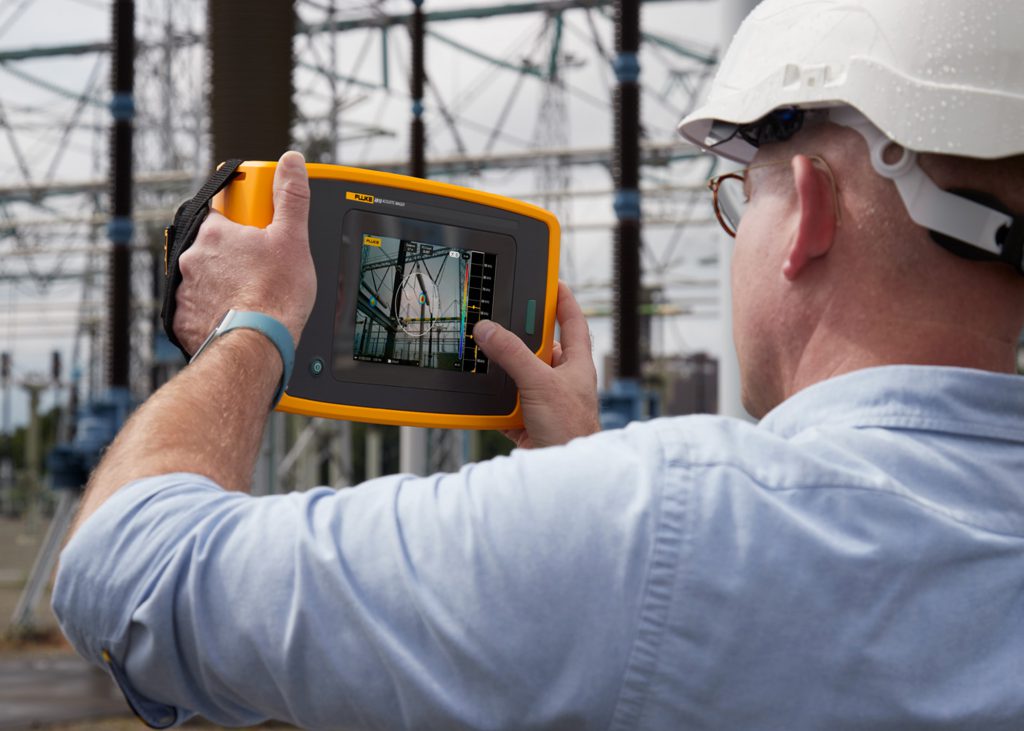 Un importante proveedor del sector energético revoluciona las inspecciones de mantenimiento eléctrico con la detección de descarga parcial