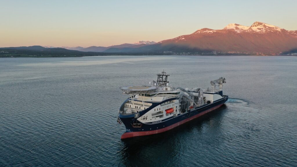 Prysmian Group ampliará su flota de buques cableros para mejorar la red eléctrica mundial y contribuir así a la transición energética.