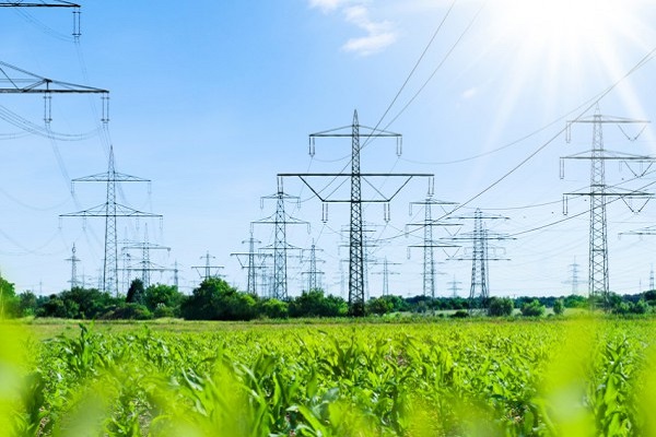 La previsión del precio de la electricidad para verano sube un 23% por el temor a la escasez