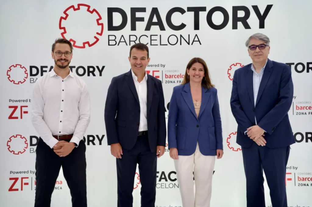 Siemens inaugura en DFactory Barcelona un centro de competencia internacional de AGVs e intralogística