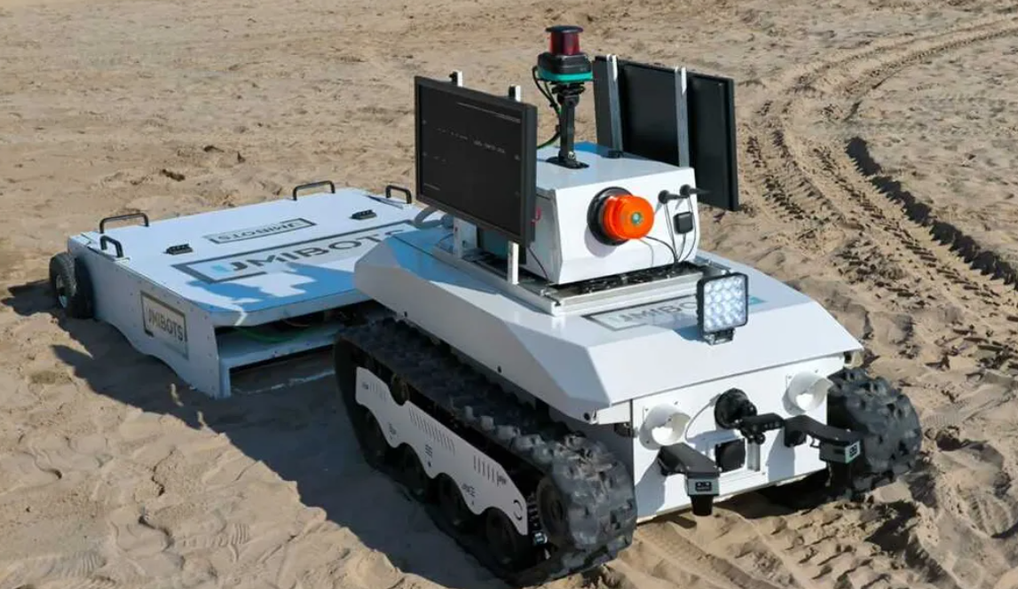 La tecnología de Siemens se integra en un robot de Umibots que puede limpiar las playas de la Malvarrosa