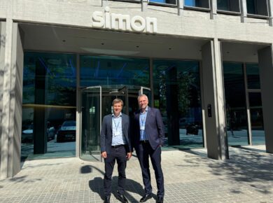 SIMON e i2CAT unen fuerzas en un acuerdo estratégico que impulsará la investigación en Ambient Intelligence