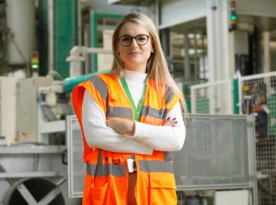 Schneider Electric nombra a Eva Sánchez Plant Director para las fábricas de Universal Enclosures en Catalunya