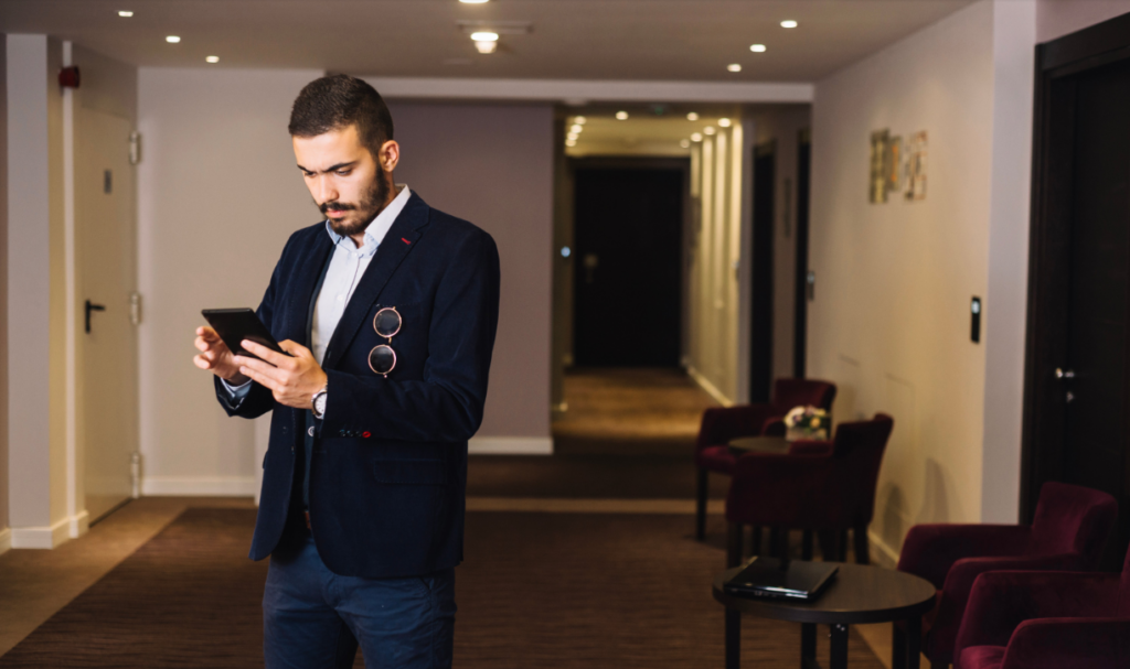 El rol de la tecnología en la sostenibilidad hotelera: soluciones innovadoras que marcan la diferencia